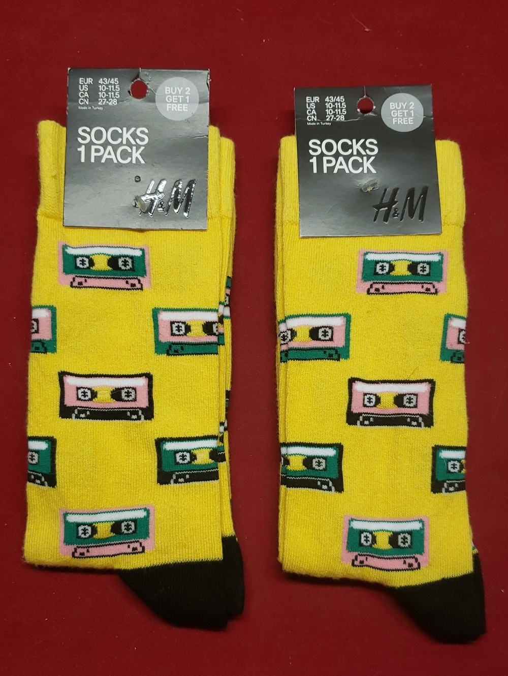 Lot 2 Sets H&M Yellow Crew Socks Cassette Motif Dress Casual Retro Men's 10-11.5